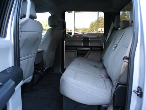 Used 2017 Ford F250 XLT w/ XLT Value Package image 26