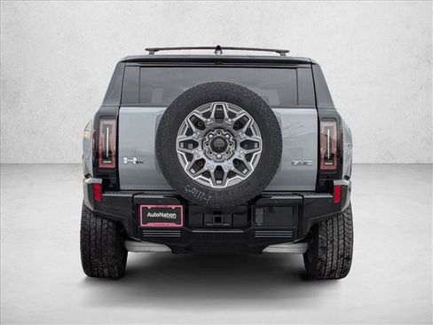 New 2025 GMC Hummer EV 3X w/ LPO, Roof Cross Rail Package AWD/4WD image 8