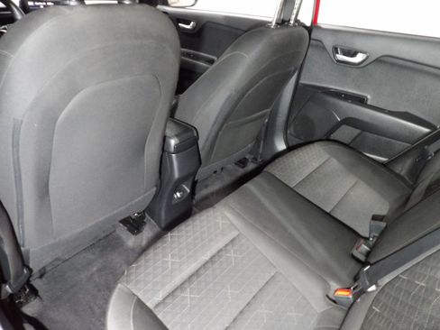 Used 2022 Kia Rio S FWD image 10