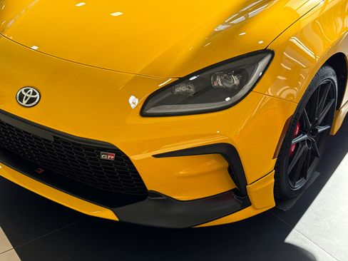 New 2026 Toyota GR86 YUZU Limited image 3