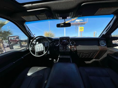 Used 2015 Ford F250 Platinum AWD/4WD image 28