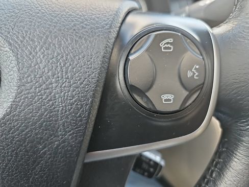 Used 2013 Toyota Camry XLE w/ Leather Pkg FWD image 29