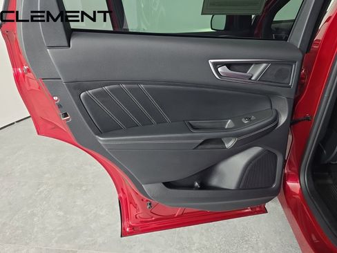 Used 2021 Ford Edge ST w/ Equipment Group 401A image 32