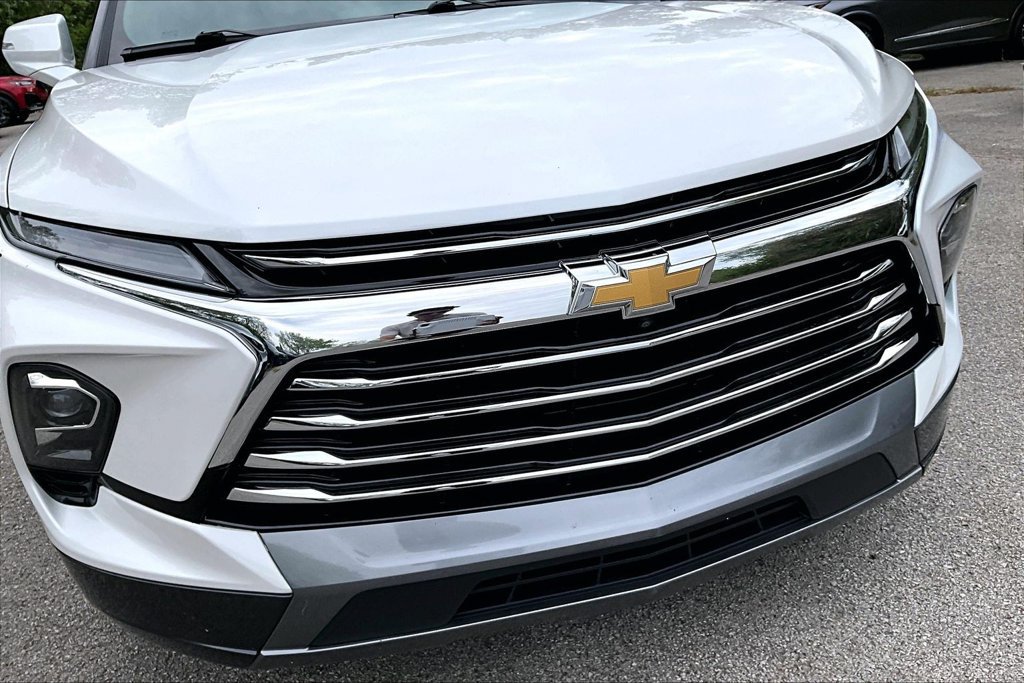 Used 2023 Chevrolet Blazer Premier w/ Driver Confidence II Package AWD/4WD image 36