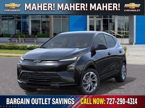 New 2027 Chevrolet Bolt LT w/ Comfort Package FWD image 6