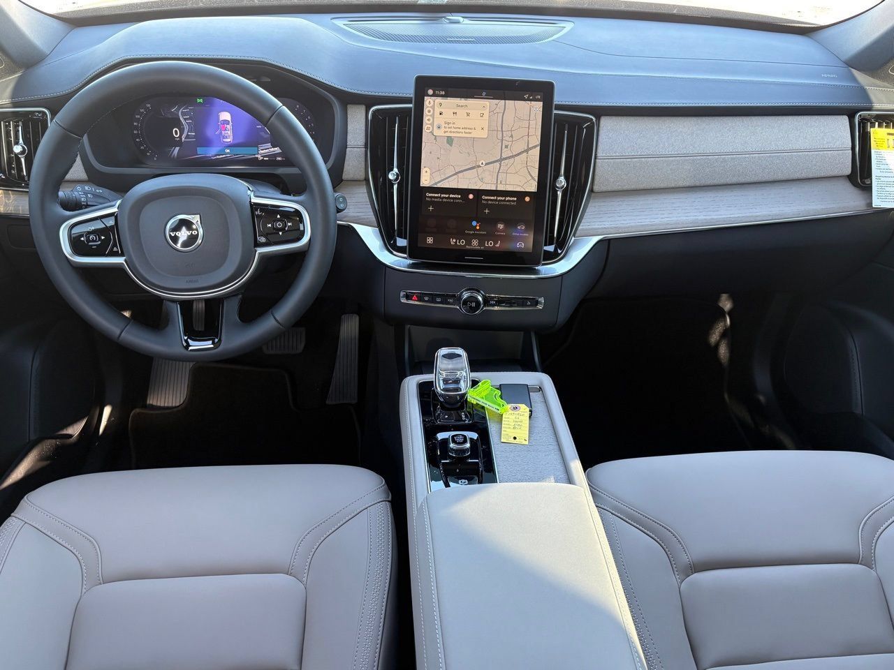 New 2026 Volvo XC90 B6 Plus AWD/4WD image 10
