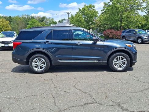 Certified 2023 Ford Explorer XLT AWD/4WD image 10