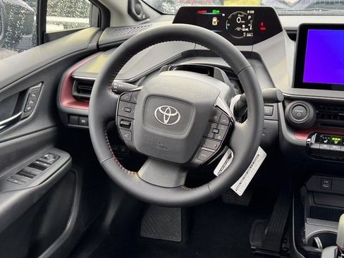 New 2026 Toyota Prius Plug-In Hybrid FWD image 8