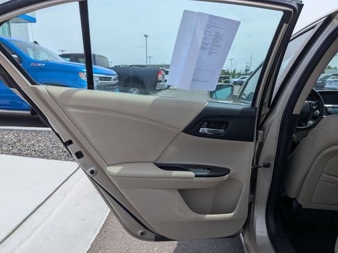 Used 2014 Honda Accord EX-L image 28
