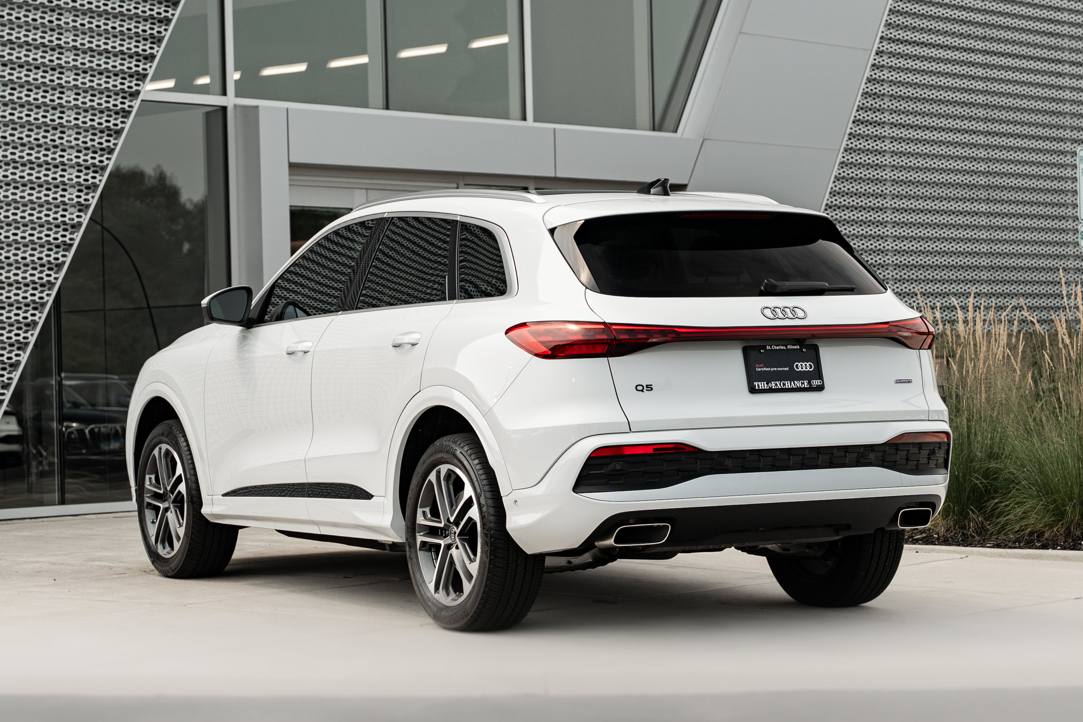 Certified 2025 Audi Q5 Premium AWD/4WD image 5