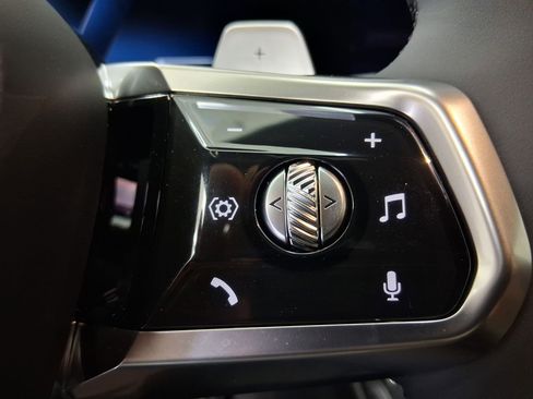 New 2026 BMW 750e xDrive w/ Premium Package AWD/4WD image 22