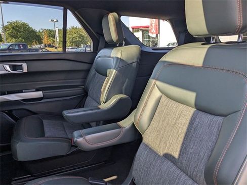 Used 2022 Ford Explorer Timberline w/ Timberline Technology Package image 28