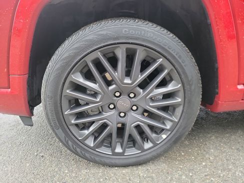 Used 2022 Jeep Compass Limited w/ (RED) Package image 10