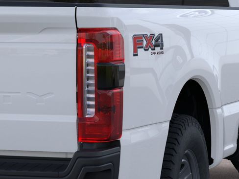 New 2026 Ford F350 XL w/ 360-Degree Camera Package AWD/4WD image 21