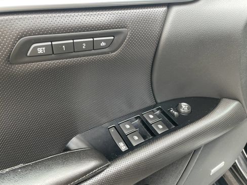 Used 2016 Cadillac XTS Premium AWD/4WD image 9
