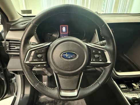 Used 2020 Subaru Outback Premium image 26