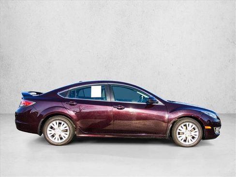 Used 2009 MAZDA MAZDA6 i Grand Touring w/ Moonroof & Bose Pkg image 4