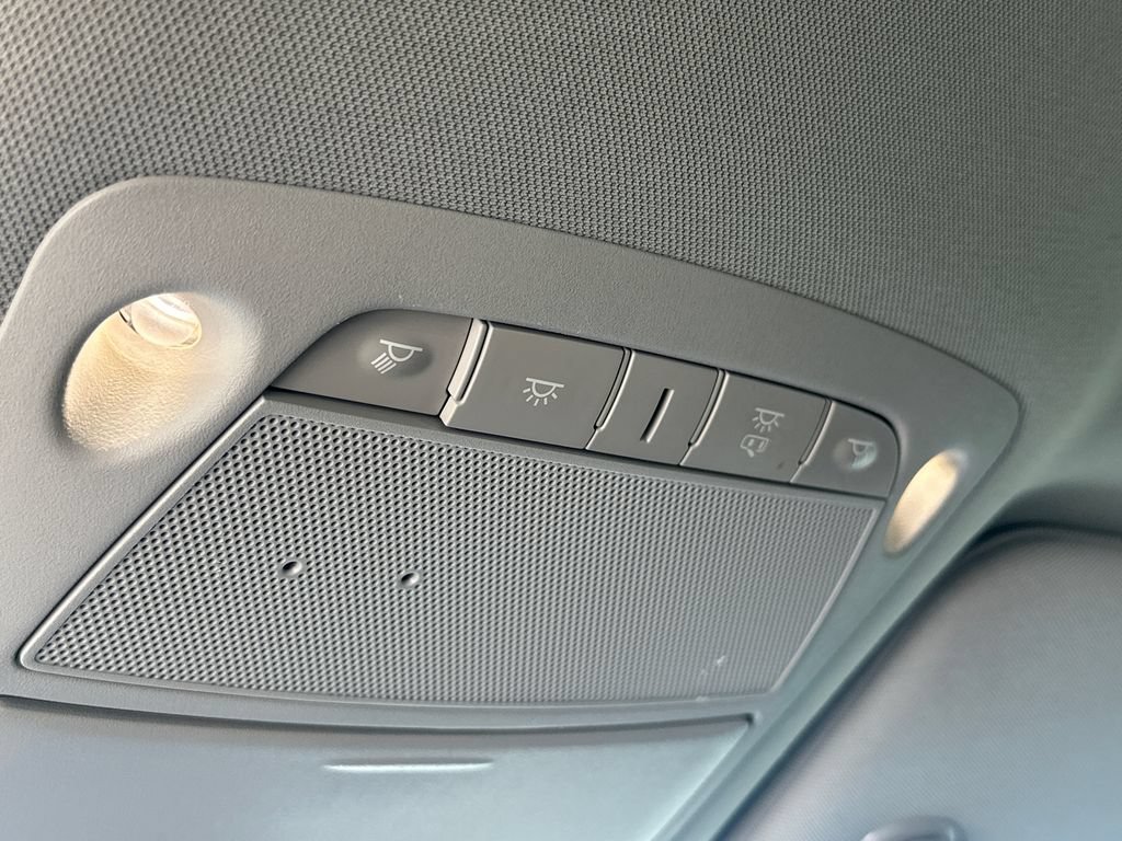 Used 2024 Nissan Murano SV FWD image 27