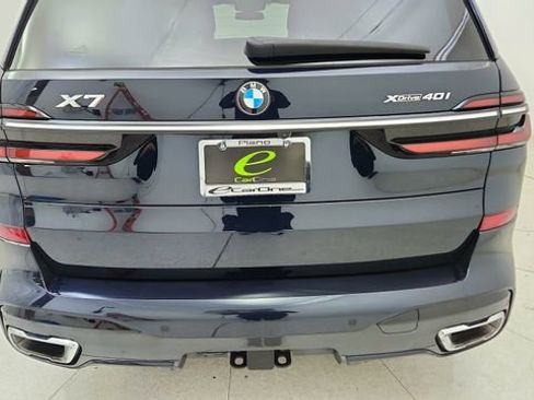 Used 2024 BMW X7 xDrive40i w/ M Sport Package image 11
