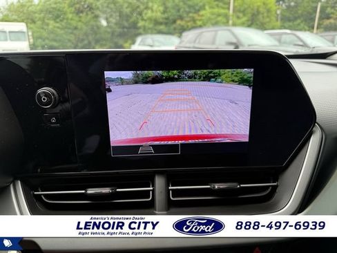 Used 2024 Chevrolet Trax LS w/ LS Convenience Package FWD image 24