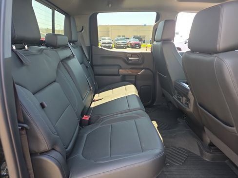 Used 2021 Chevrolet Silverado 1500 LT Trail Boss w/ Convenience Package II AWD/4WD image 10