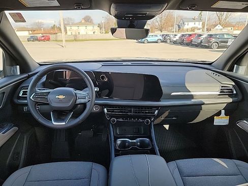 New 2026 Chevrolet Traverse LT w/ Driver Confidence Package image 7