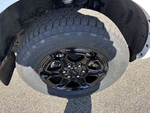 New 2026 Ford Ranger Lariat w/ Black Appearance Package AWD/4WD image 13