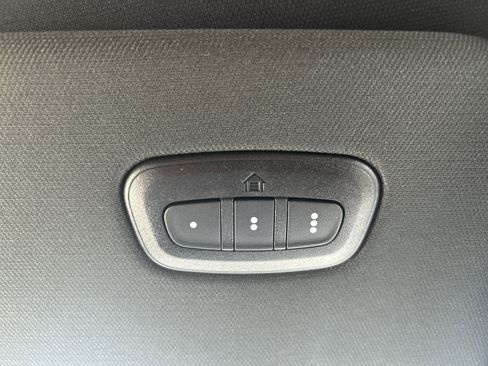 New 2026 RAM 1500 4x4 Crew Cab image 44