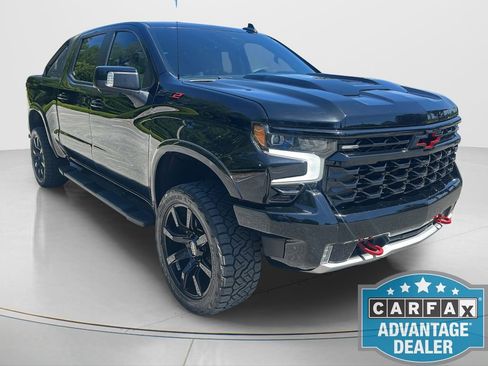 Used 2024 Chevrolet Silverado 1500 ZR2 w/ Technology Package AWD/4WD image 3