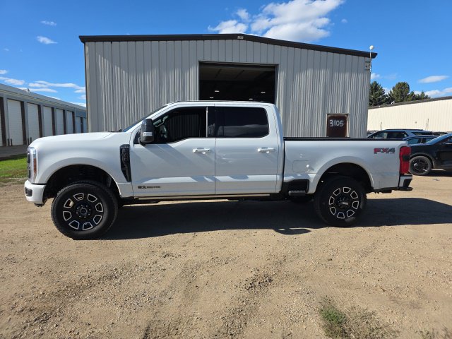 Used 2026 Ford F350 Platinum AWD/4WD image 3