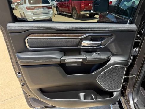 Used 2019 RAM 1500 Laramie AWD/4WD image 20