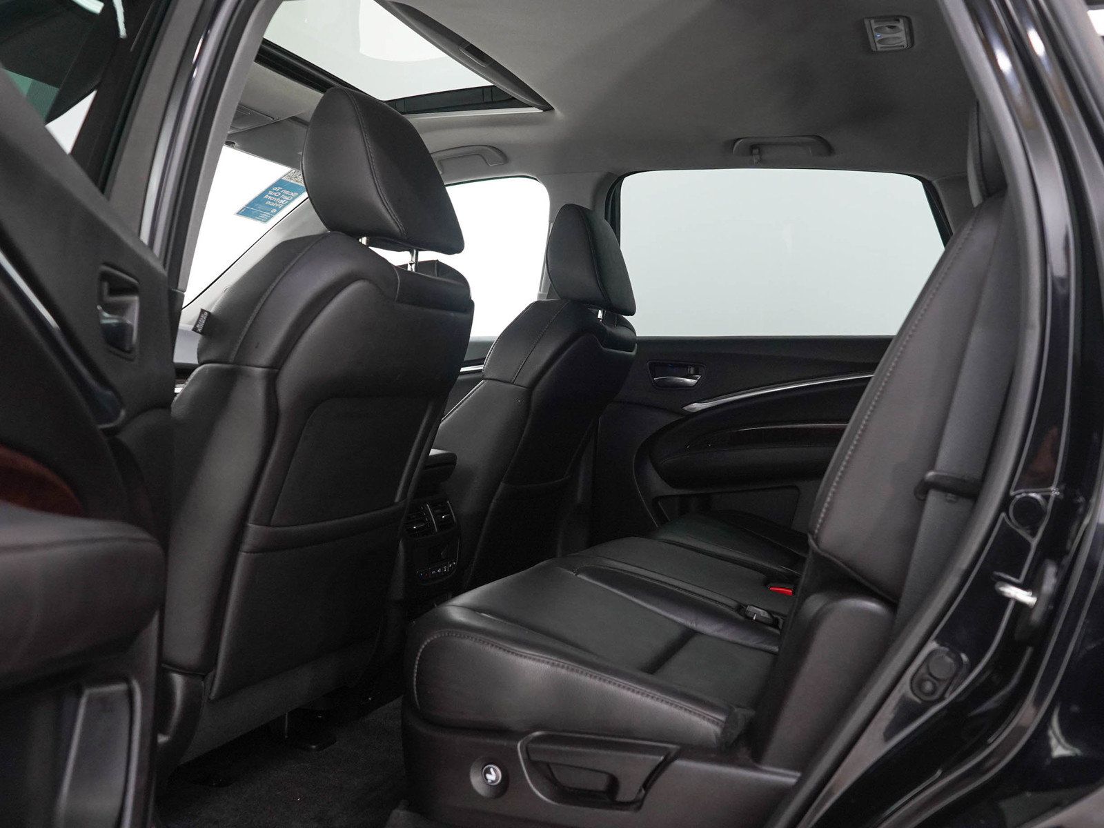 Used 2018 Acura MDX w/ Technology Package AWD/4WD image 20