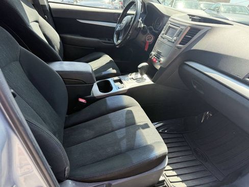 Used 2014 Subaru Outback 2.5i Premium AWD/4WD image 12