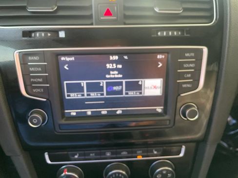 Used 2016 Volkswagen GTI S FWD image 21