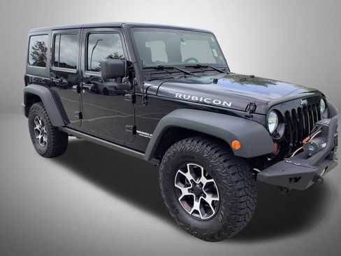 Used 2013 Jeep Wrangler Unlimited Rubicon w/ Connectivity Group AWD/4WD image 4