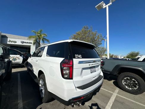Used 2024 Chevrolet Suburban Premier w/ Max Trailering Package AWD/4WD image 4
