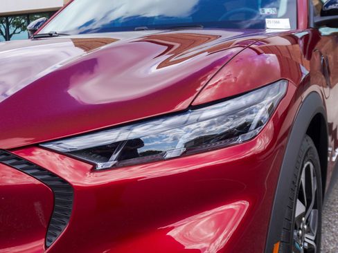 New 2025 Ford Mustang Mach-E Select image 14