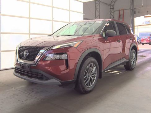 Used 2023 Nissan Rogue S AWD/4WD image 1