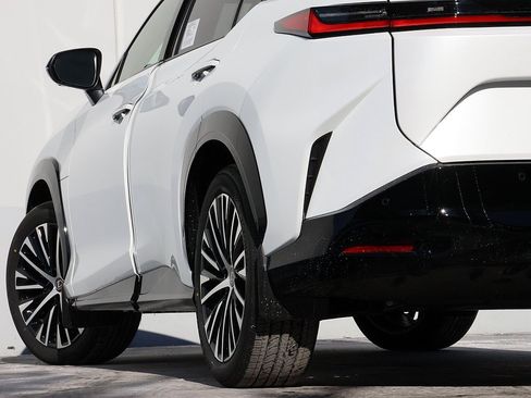 New 2026 Lexus RZ 350e 2WD image 8