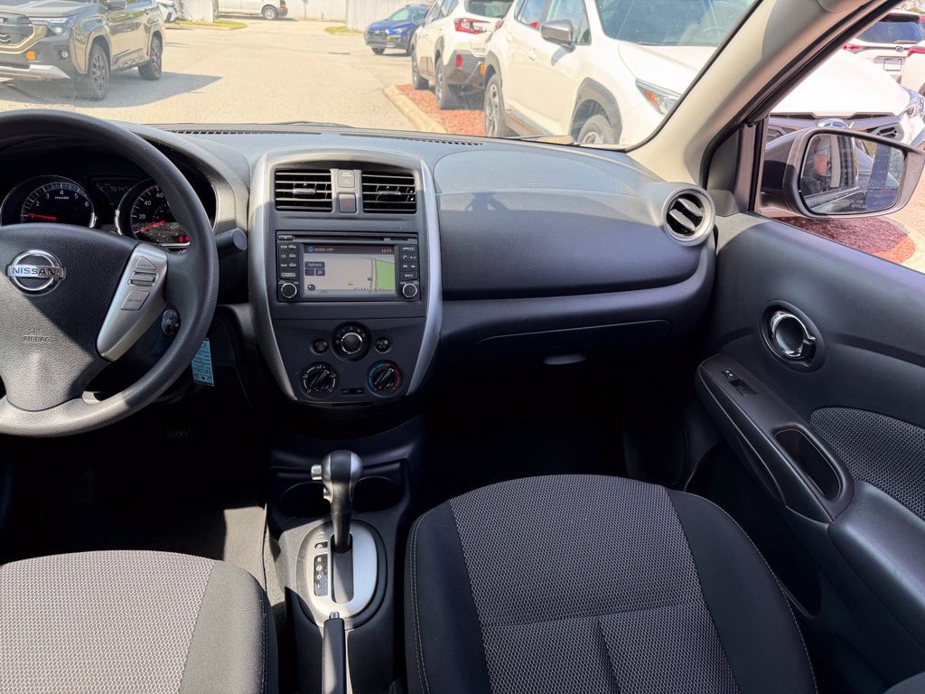Used 2015 Nissan Versa SV w/ SV Tech Package FWD image 20