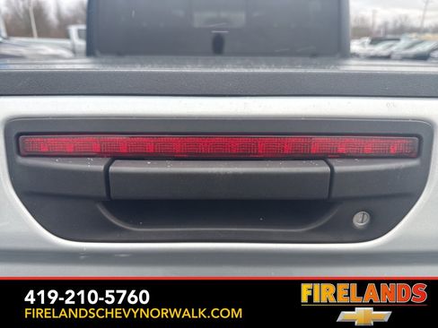 Used 2022 Jeep Gladiator Sport image 30