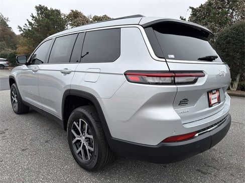 New 2025 Jeep Grand Cherokee L Limited image 7