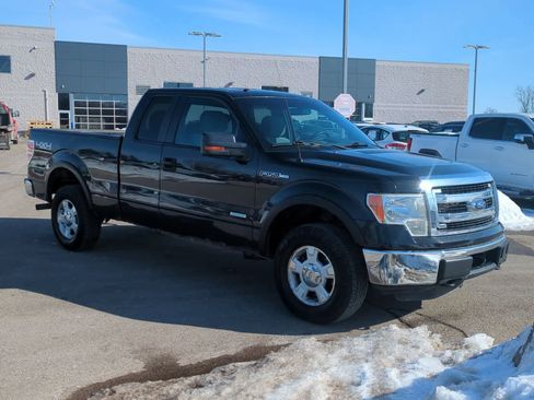 Used 2013 Ford F150 XLT w/ Mid Equipment Group image 2