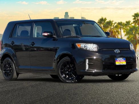 Used 2015 Scion xB 686 Parklan Edition image 2
