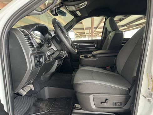 Used 2024 RAM 2500 Big Horn w/ Protection Group image 24