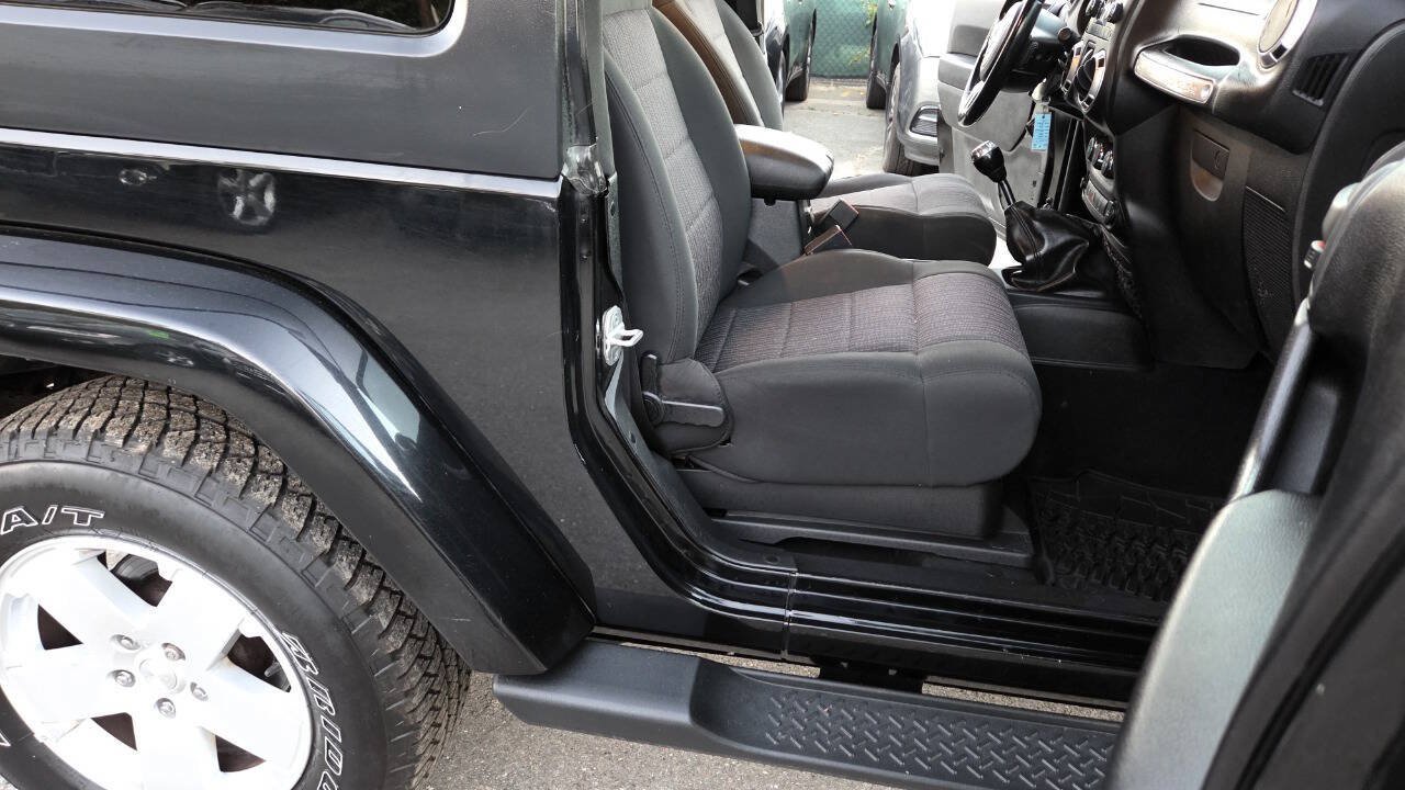 Used 2012 Jeep Wrangler Sahara w/ Dual Top Group AWD/4WD image 37