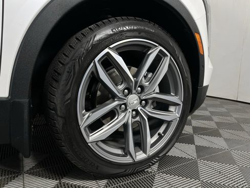 Used 2020 Cadillac XT4 Sport image 9