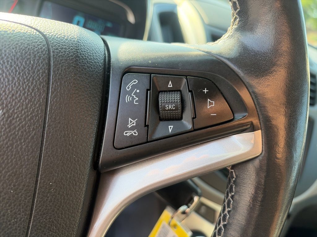 Used 2015 Chevrolet Trax LT w/ LT Plus Package AWD/4WD image 33