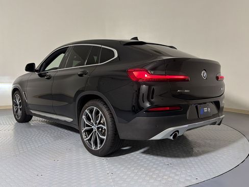 Used 2021 BMW X4 xDrive30i w/ Convenience Package AWD/4WD image 3