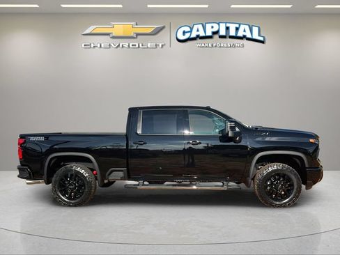 Used 2026 Chevrolet Silverado 2500 LTZ w/ LTZ Plus Package AWD/4WD image 6